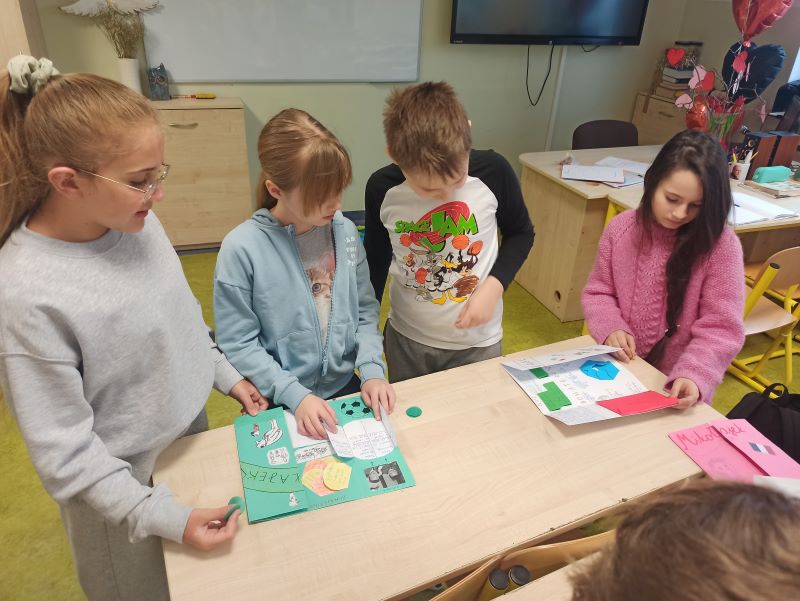 „Mikołajek” w lapbooku