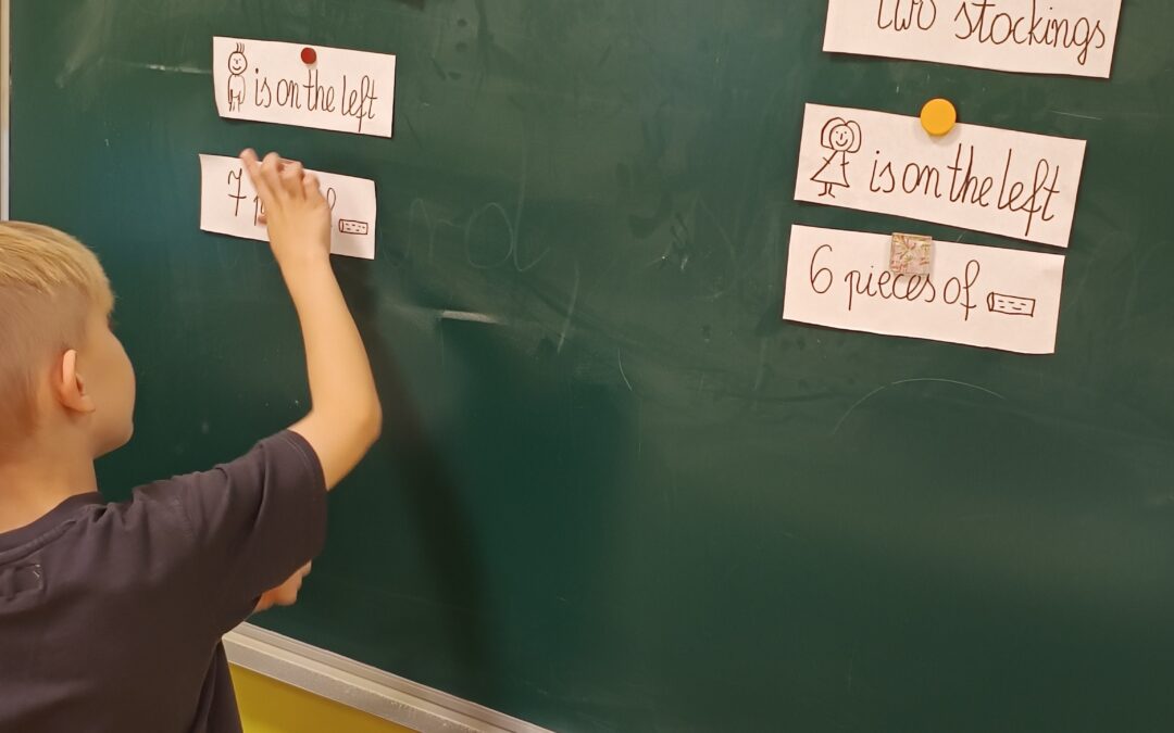 Mikołajkowa lekcja języka angielskiego w klasach pierwszych